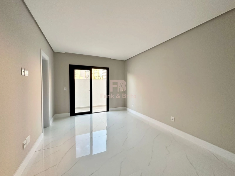 MANSÃO NEOCLÁSSICA  À VENDA EM XANGRI-LA RS: 42ª foto da galeria de imagens do imóvel