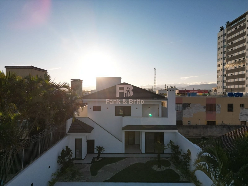 MANSÃO NEOCLÁSSICA  À VENDA EM XANGRI-LA RS: 31ª foto da galeria de imagens do imóvel