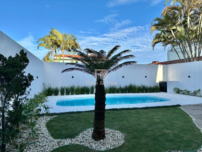 MANSÃO NEOCLÁSSICA  À VENDA EM XANGRI-LA RS: 13ª foto da galeria de imagens do imóvel