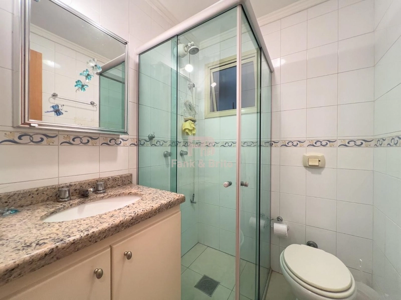 SACADA DE FRENTE PARA AVENIDA.: 11ª foto da galeria de imagens do imóvel