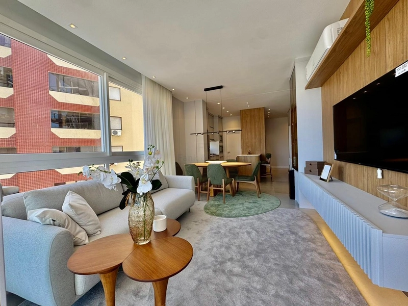 APARTAMENTO AO LADO DA PRAÇA FLAVIO BOIANOVSKI, NUNCA HABITADO.: 11ª foto da galeria de imagens do imóvel