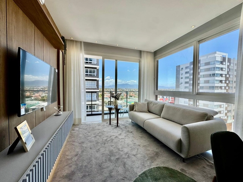 APARTAMENTO AO LADO DA PRAÇA FLAVIO BOIANOVSKI, NUNCA HABITADO.: 6ª foto da galeria de imagens do imóvel