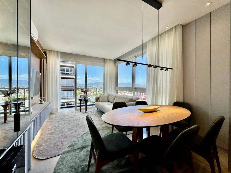 APARTAMENTO AO LADO DA PRAÇA FLAVIO BOIANOVSKI, NUNCA HABITADO.: 5ª foto da galeria de imagens do imóvel