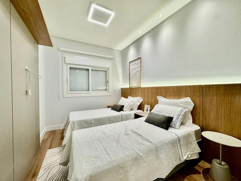 APARTAMENTO AO LADO DA PRAÇA FLAVIO BOIANOVSKI, NUNCA HABITADO.: 27ª foto da galeria de imagens do imóvel