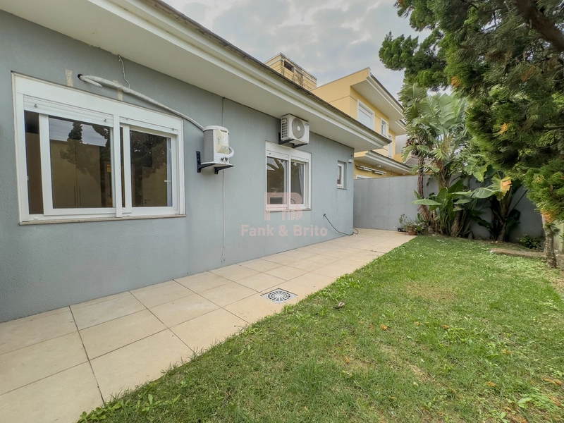 Linda casa em condomínio fechado.: 26ª foto da galeria de imagens do imóvel