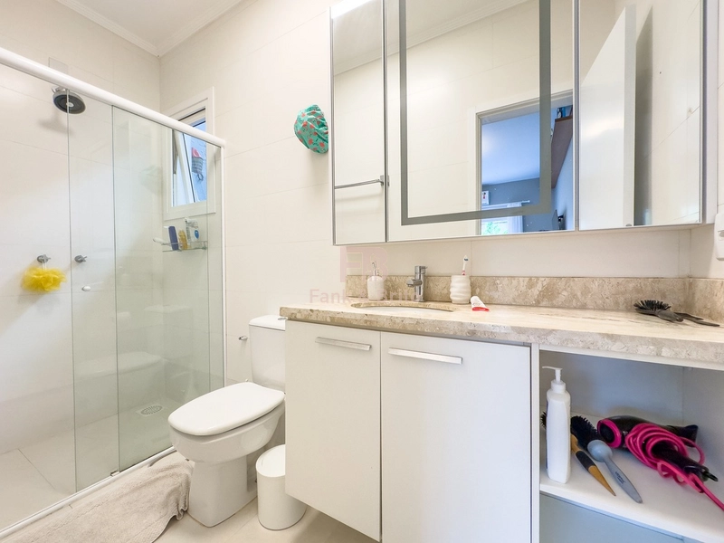 Linda casa em condomínio fechado.: 22ª foto da galeria de imagens do imóvel