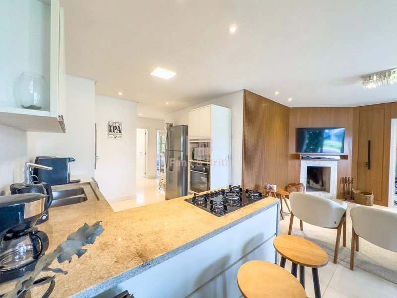 Linda casa em condomínio fechado.: 4ª foto da galeria de imagens do imóvel