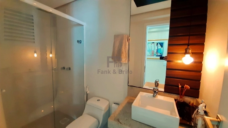 VENDO APARTAMENTO UMA QUADRA DO MAR NO BAIRRO NAVEGANTES!: 2ª foto da galeria de imagens do imóvel