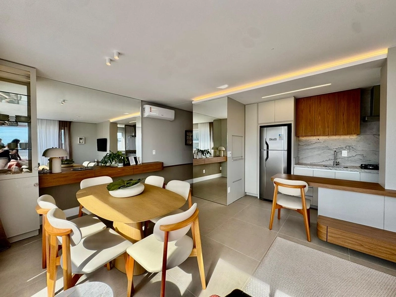 APARTAMENTO AO LADO DA PRAÇA FLAVIO BOIANOVSKI, DUAS QUADRAS DO MAR!: 11ª foto da galeria de imagens do imóvel