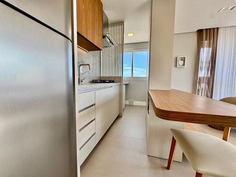 APARTAMENTO AO LADO DA PRAÇA FLAVIO BOIANOVSKI, DUAS QUADRAS DO MAR!: 15ª foto da galeria de imagens do imóvel