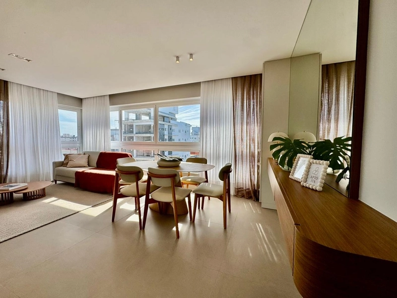 APARTAMENTO AO LADO DA PRAÇA FLAVIO BOIANOVSKI, DUAS QUADRAS DO MAR!: 9ª foto da galeria de imagens do imóvel