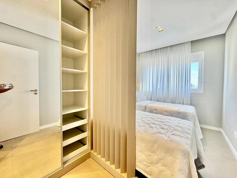 APARTAMENTO AO LADO DA PRAÇA FLAVIO BOIANOVSKI, DUAS QUADRAS DO MAR!: 18ª foto da galeria de imagens do imóvel