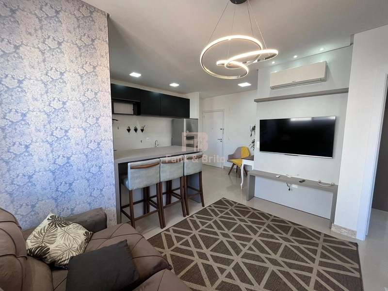 LOCALIZADO JUNTO A PRAÇA ISRAELITA, APENAS 2 QUADRAS DO MAR!: 4ª foto da galeria de imagens do imóvel