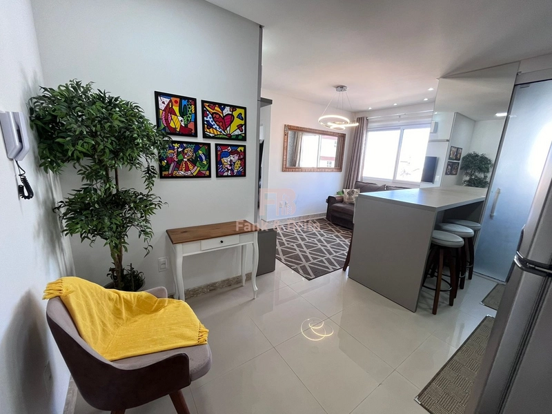 LOCALIZADO JUNTO A PRAÇA ISRAELITA, APENAS 2 QUADRAS DO MAR!: 3ª foto da galeria de imagens do imóvel