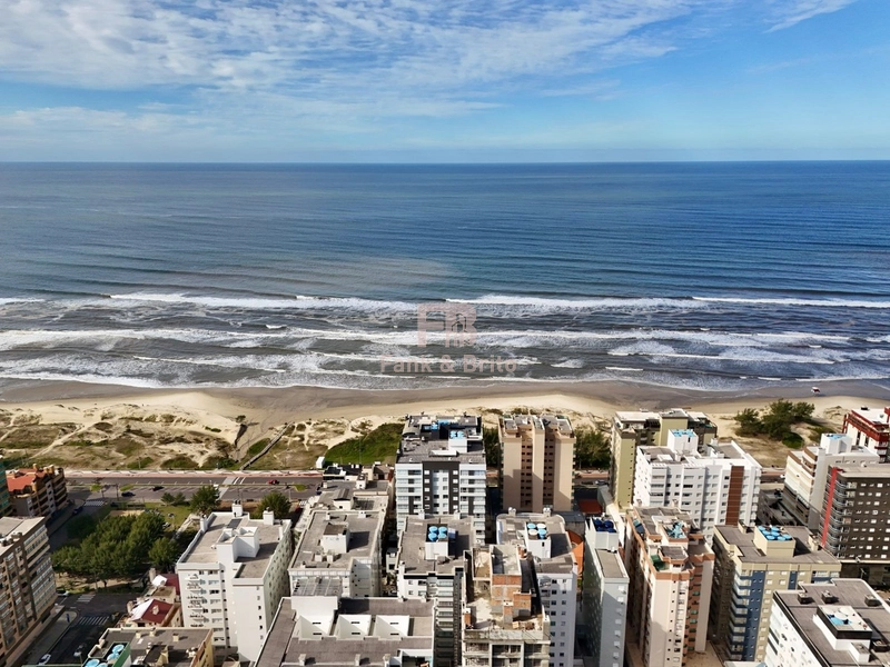Junto a praça Luiz Bassani, pertinho do mar.: 25ª foto da galeria de imagens do imóvel