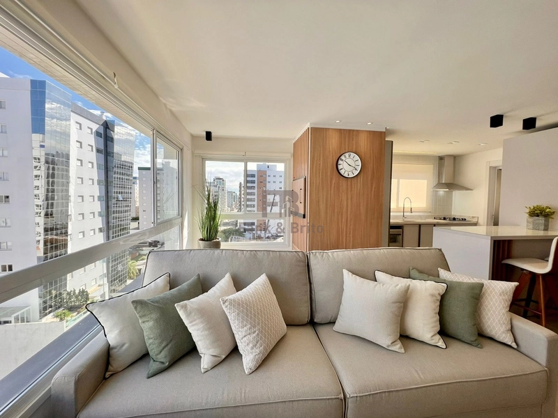 VENDE APARTAMENTO FINAMENTE MOBILIADO E DECORADO A DUAS QUADRAS DO MAR: 20ª foto da galeria de imagens do imóvel