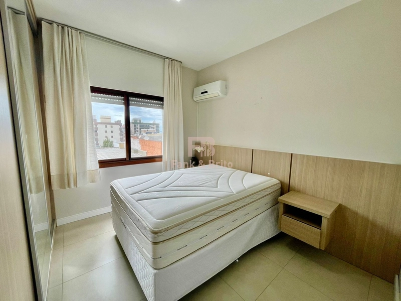 UM DORMITÓRIO COM VISTA MAR: 9ª foto da galeria de imagens do imóvel