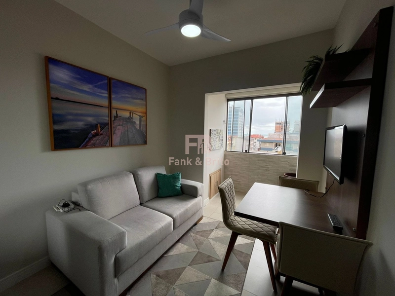 UM DORMITÓRIO COM VISTA MAR: 3ª foto da galeria de imagens do imóvel