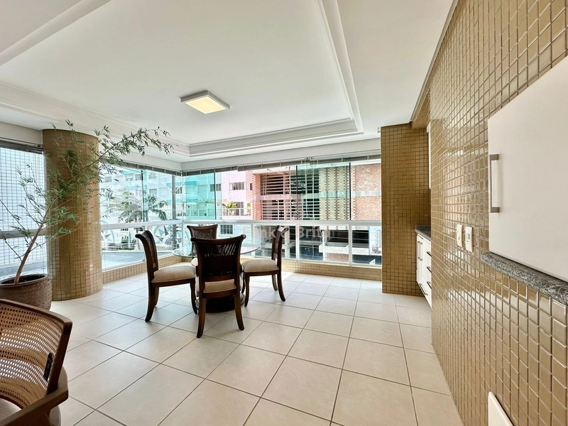 EDIFÍCIO CLASSE AA, NO CENTRO!: 5ª foto da galeria de imagens do imóvel