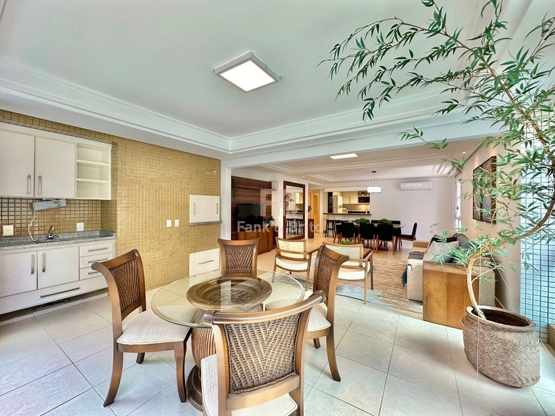 EDIFÍCIO CLASSE AA, NO CENTRO!: 12ª foto da galeria de imagens do imóvel