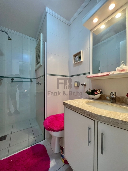 VENDO APARTAMENTO AMPLO, NA AV. UBIRAJARA, VISTA DEFINIDA PRAIA E MAR: 16ª foto da galeria de imagens do imóvel