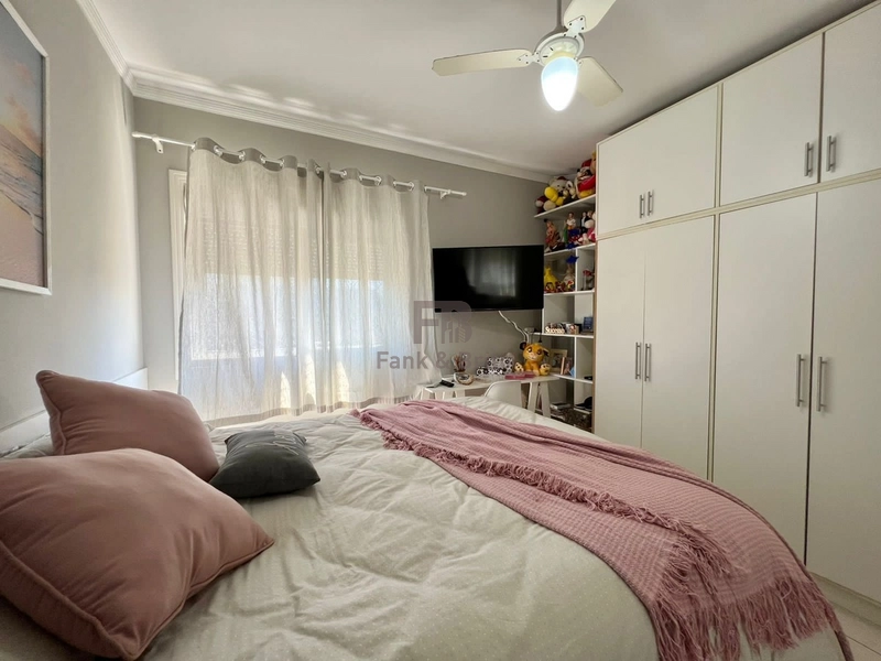 VENDO APARTAMENTO AMPLO, NA AV. UBIRAJARA, VISTA DEFINIDA PRAIA E MAR: 21ª foto da galeria de imagens do imóvel