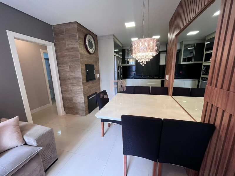 Apartamento 2  dormitórios mobiliado, praça Tiaraju!: 5ª foto da galeria de imagens do imóvel