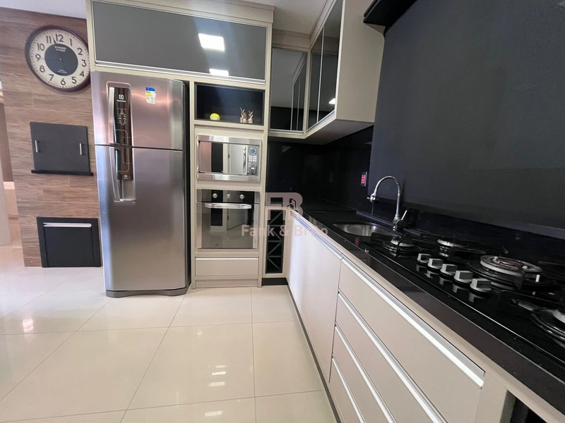 Apartamento 2  dormitórios mobiliado, praça Tiaraju!: 7ª foto da galeria de imagens do imóvel