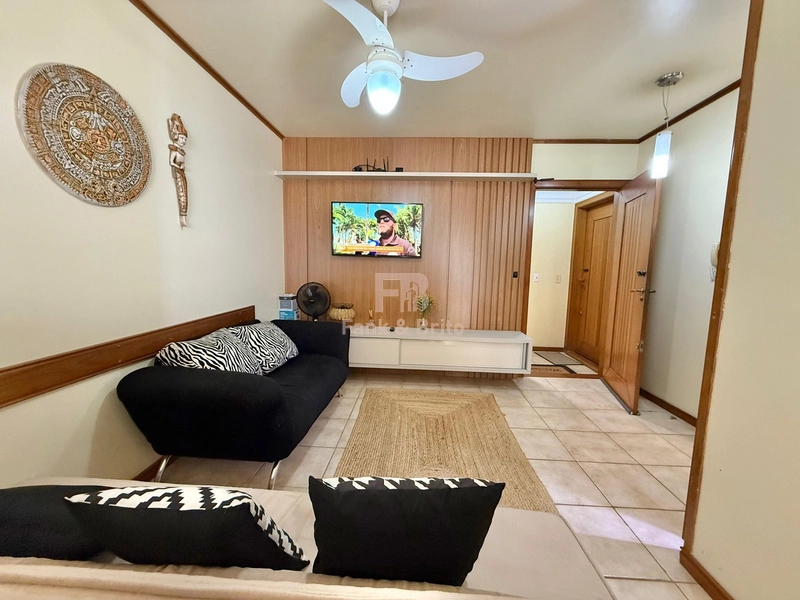 Apartamento à poucos metros da praça e mar!: 2ª foto da galeria de imagens do imóvel