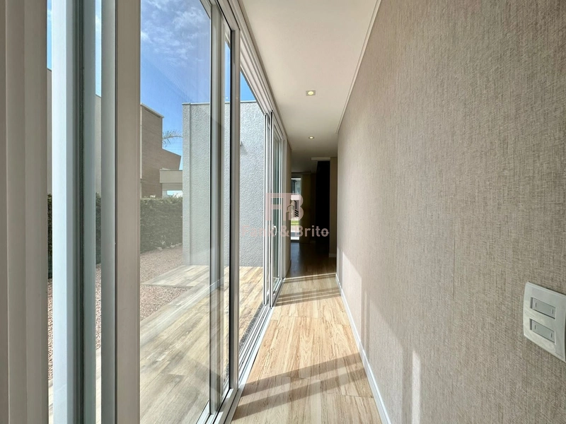 CASA 4 DORMITÓRIOS A VENDA NO CONDOMINIO CAPÃO ILHAS RESORT: 21ª foto da galeria de imagens do imóvel