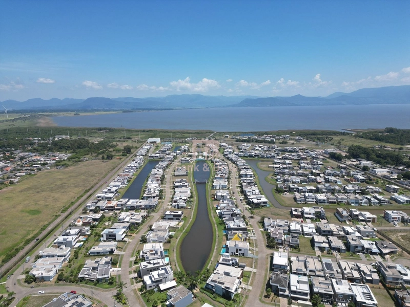 CASA 4 DORMITÓRIOS A VENDA NO CONDOMINIO CAPÃO ILHAS RESORT: 32ª foto da galeria de imagens do imóvel