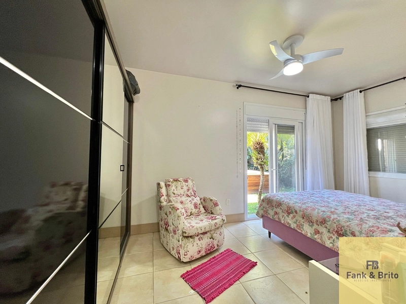 SOBRADO COM SALÃO DE FESTAS.: 24ª foto da galeria de imagens do imóvel