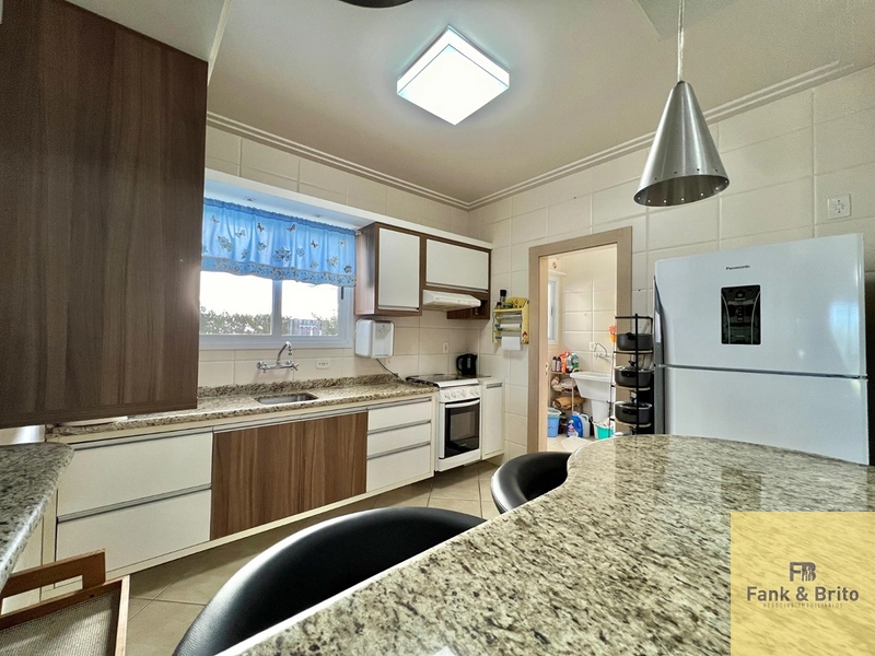 SOBRADO COM SALÃO DE FESTAS.: 9ª foto da galeria de imagens do imóvel