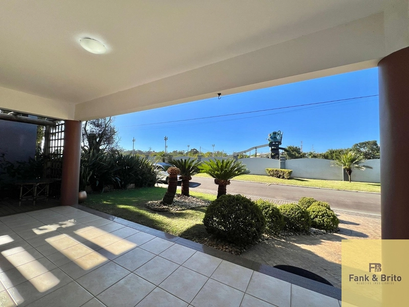 SOBRADO COM SALÃO DE FESTAS.: 4ª foto da galeria de imagens do imóvel