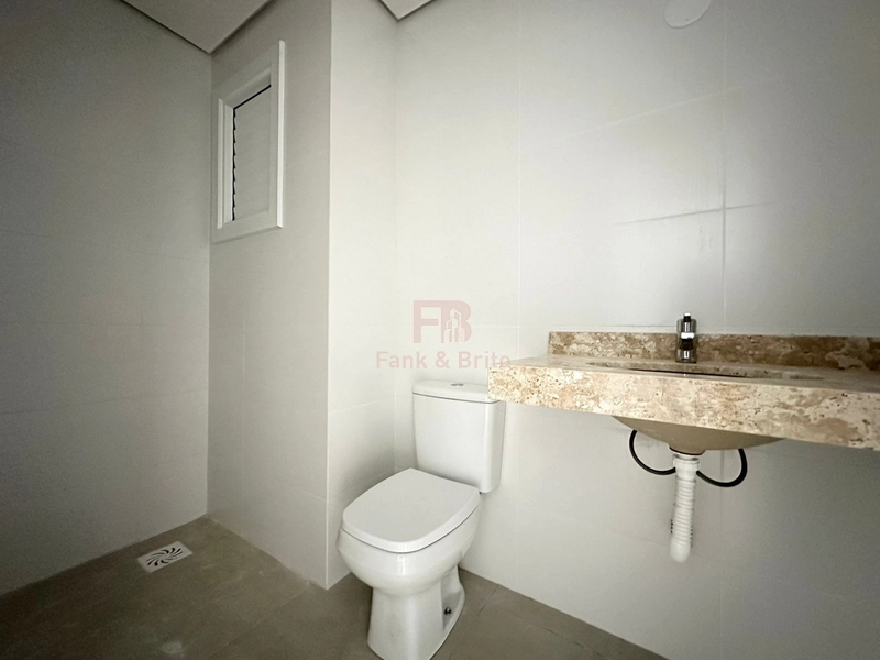 APARTAMENTO NOVO A VENDA A UMA QUADRA DO MAR.: 10ª foto da galeria de imagens do imóvel