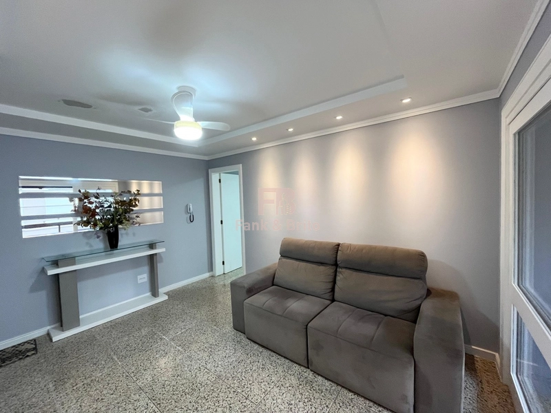 APARTAMENTO DE FRENTE NA PRAÇA ISRAELITA EM CAPÃO DA CANOA: 3ª foto da galeria de imagens do imóvel