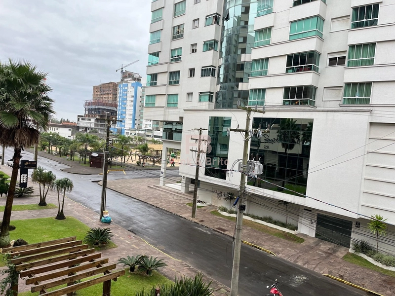 APARTAMENTO DE FRENTE NA PRAÇA ISRAELITA EM CAPÃO DA CANOA: 5ª foto da galeria de imagens do imóvel