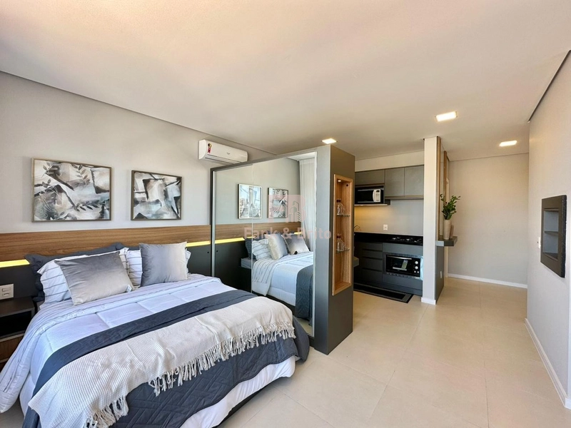 LOFT COM VISTA PARA O MAR E INFRA COMPLETA NO BAIRRO NAVEGANTES: 1ª foto da galeria de imagens do imóvel