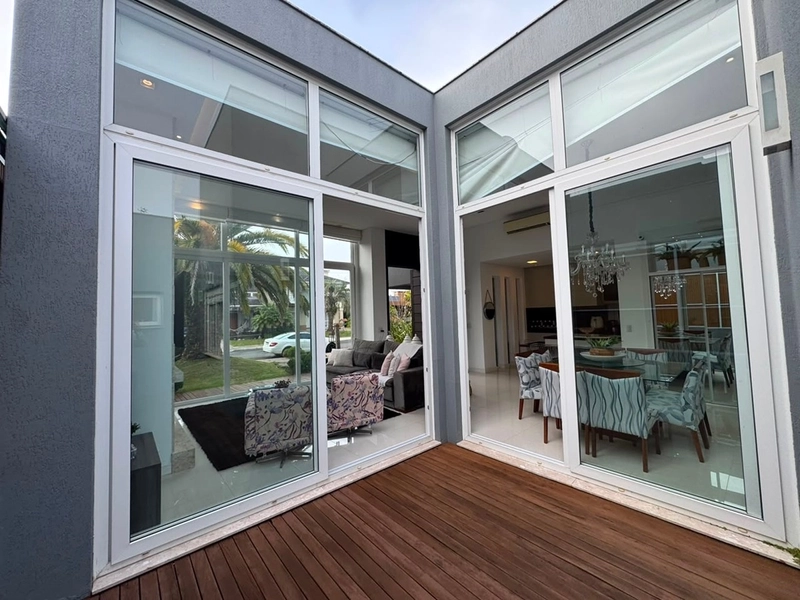 Casa de Alto Padrão à Venda no Condado de Capão | Oportunidade Única Abaixo do Valor de Mercado: 9ª foto da galeria de imagens do imóvel