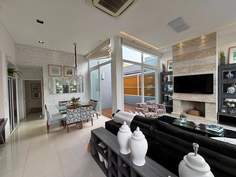 Casa de Alto Padrão à Venda no Condado de Capão | Oportunidade Única Abaixo do Valor de Mercado: 26ª foto da galeria de imagens do imóvel