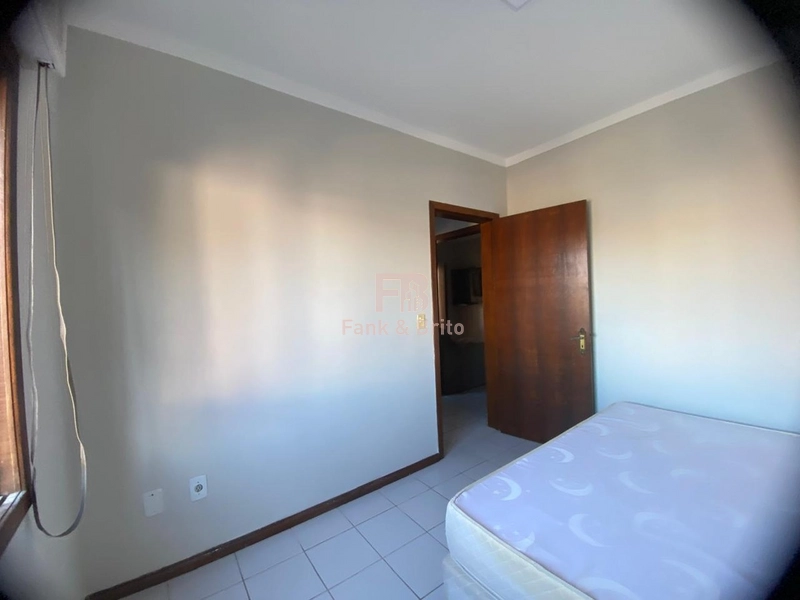 NO CENTRO DE CAPÃO, AO LADO DA PRAÇA MINI GOLF.: 9ª foto da galeria de imagens do imóvel