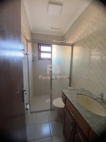 NO CENTRO DE CAPÃO, AO LADO DA PRAÇA MINI GOLF.: 10ª foto da galeria de imagens do imóvel