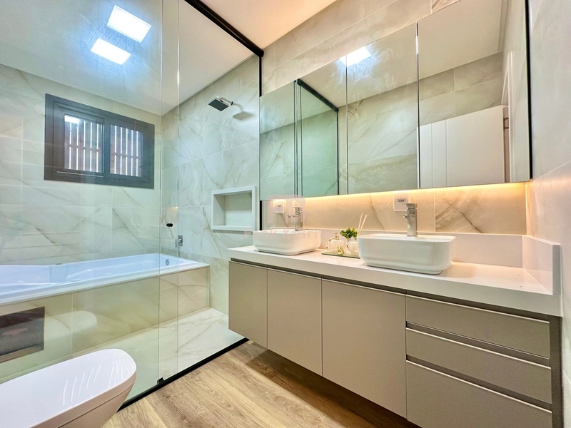 Sobrado de esquina no Condomínio Blue - Xangri-Lá / 04 suítes, piscina: 15ª foto da galeria de imagens do imóvel