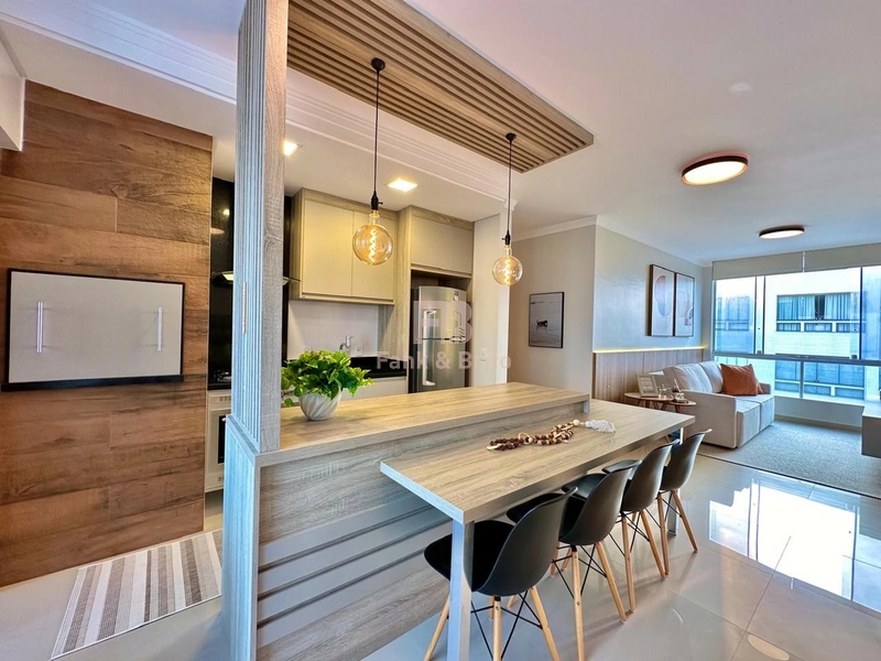 MOBILIADO E DECORADO COM VISTA MAR.: 3ª foto da galeria de imagens do imóvel