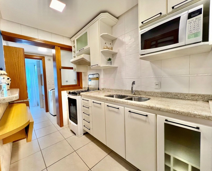 Três dormitórios com vista eterna para o mar: 9ª foto da galeria de imagens do imóvel