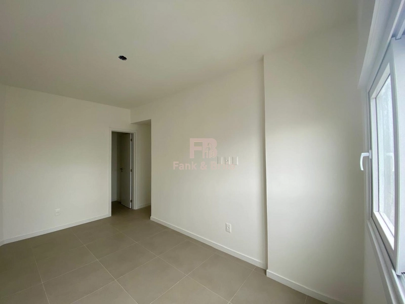 Apartamento novo, poucos metros do mar!: 11ª foto da galeria de imagens do imóvel