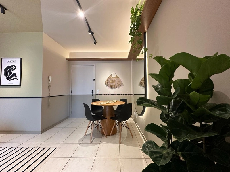 Charmoso apartamento mobiliado e decorado 2 dormitórios no Centro!: 6ª foto da galeria de imagens do imóvel