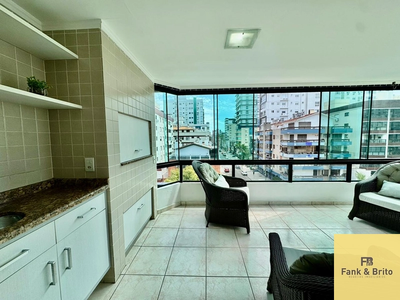 Apartamento amplo com vista para o mar!: 6ª foto da galeria de imagens do imóvel