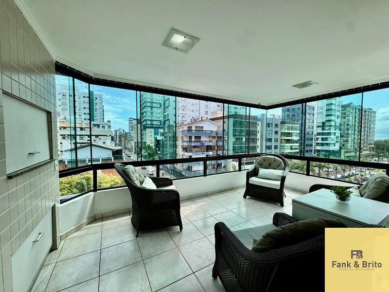 Apartamento amplo com vista para o mar!: 9ª foto da galeria de imagens do imóvel