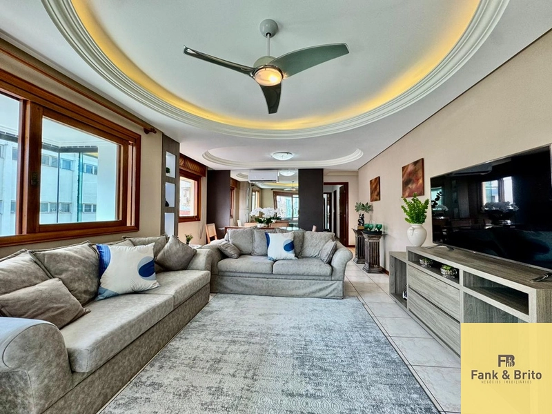 Apartamento amplo com vista para o mar!: 4ª foto da galeria de imagens do imóvel